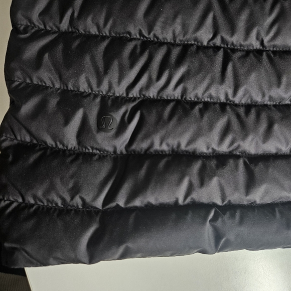 Lululemon | Pack It Down Jacket Black 700 Down Puff Coat Outdoor, Womens 6 - Picture 9 of 10